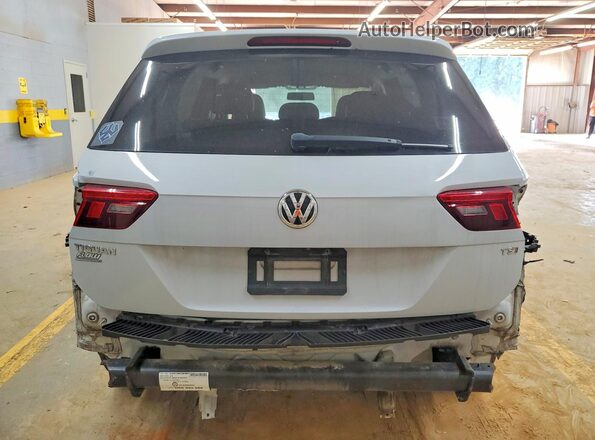3VV1B7AX9JM035140 2018 VOLKSWAGEN TIGUAN Gray Vista trasera