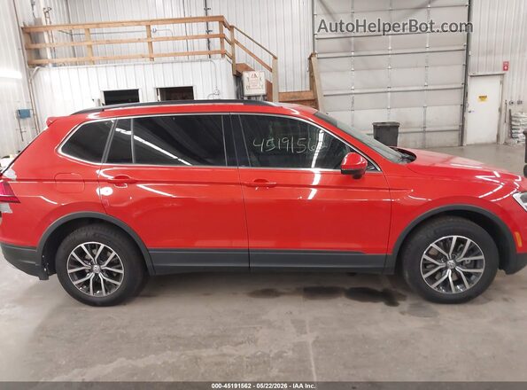 3VV2B7AX0KM141224 2019 VOLKSWAGEN TIGUAN Orange Widok wnętrza 360 stopni