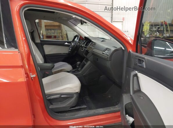 3VV2B7AX0KM141224 2019 VOLKSWAGEN TIGUAN Orange Widok wnętrza z przodu