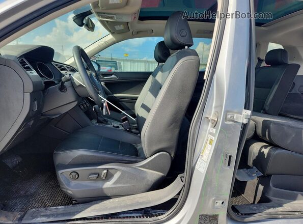 3VV2B7AX0LM005449 2020 VOLKSWAGEN TIGUAN Silver Սալոնի դիմացի տեսք