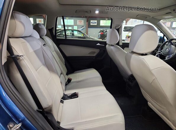 3VV2B7AX0LM046034 2020 VOLKSWAGEN TIGUAN Blue 