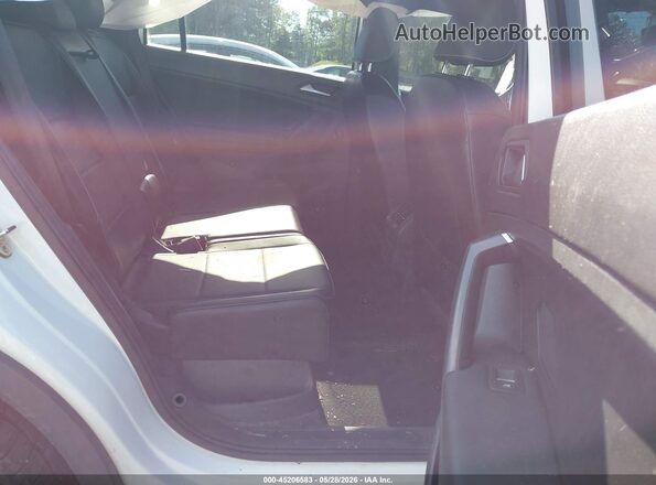 3VV2B7AX0MM106072 2021 VOLKSWAGEN TIGUAN White 