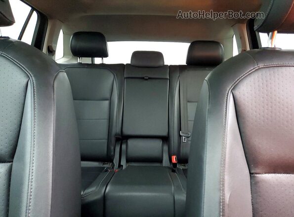 3VV2B7AX1KM063908 2019 VOLKSWAGEN TIGUAN Black Vista de los asientos traseros