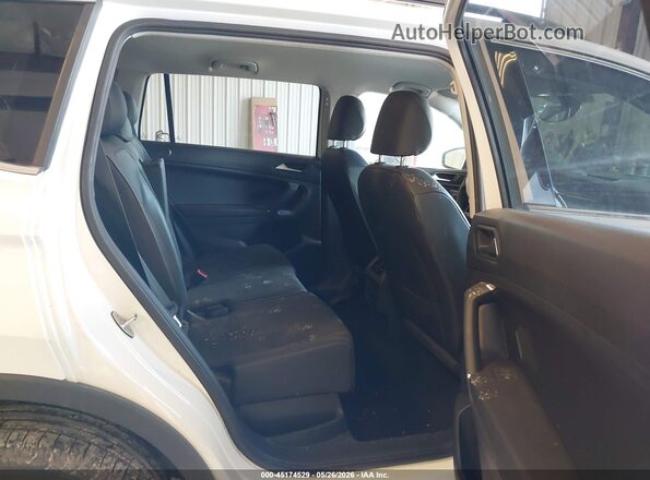 3VV2B7AX1LM149883 2020 VOLKSWAGEN TIGUAN White Vista de la etiqueta del VIN