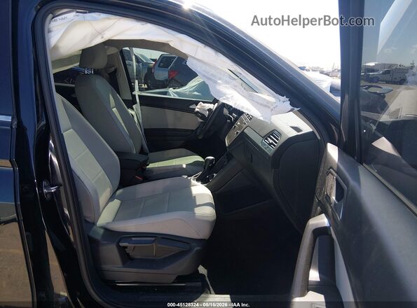 3VV2B7AX1MM135242 2021 VOLKSWAGEN TIGUAN Black Widok wnętrza z przodu