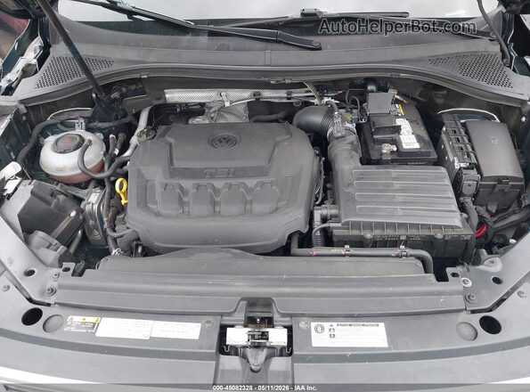 3VV2B7AX2JM161957 2018 VOLKSWAGEN TIGUAN Green 