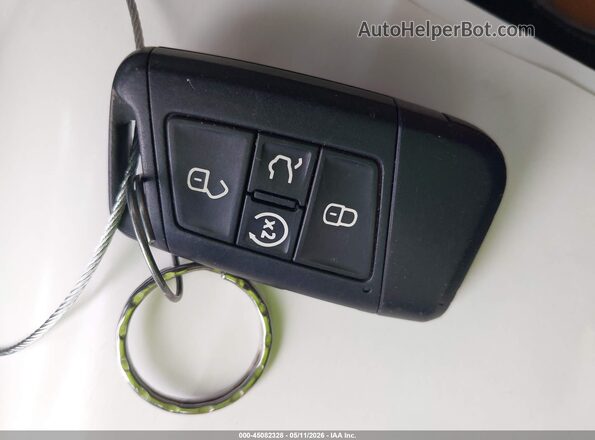3VV2B7AX2JM161957 2018 VOLKSWAGEN TIGUAN Green 
