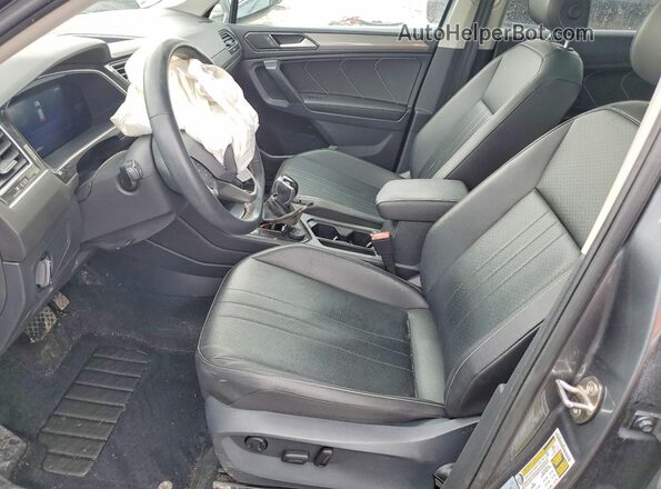3VV2B7AX2NM021929 2022 VOLKSWAGEN TIGUAN Угольный Вид салона спереди