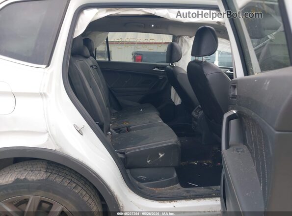 3VV2B7AX2NM105636 2022 VOLKSWAGEN TIGUAN White VIN կոդի պիտակի տեսք