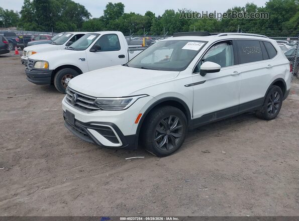 3VV2B7AX2NM105636 2022 VOLKSWAGEN TIGUAN White Առջևի ձախ երեք քառորդ տեսարան