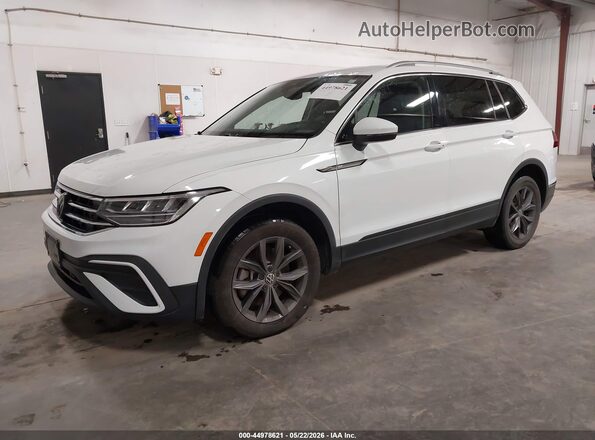 3VV2B7AX2RM032158 2024 VOLKSWAGEN TIGUAN White წინა მარცხენა ხედი სამი მეოთხედიდან