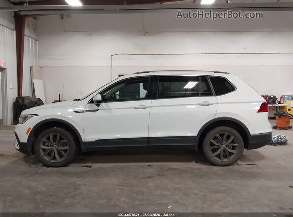 3VV2B7AX2RM032158 2024 VOLKSWAGEN TIGUAN White სალონის 360-გრადუსიანი ხედი