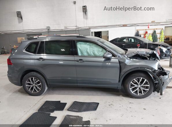 3VV2B7AX3KM058130 2019 VOLKSWAGEN TIGUAN Gray უკანა სალონის ხედი