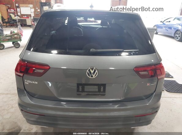 3VV2B7AX3KM058130 2019 VOLKSWAGEN TIGUAN Gray 