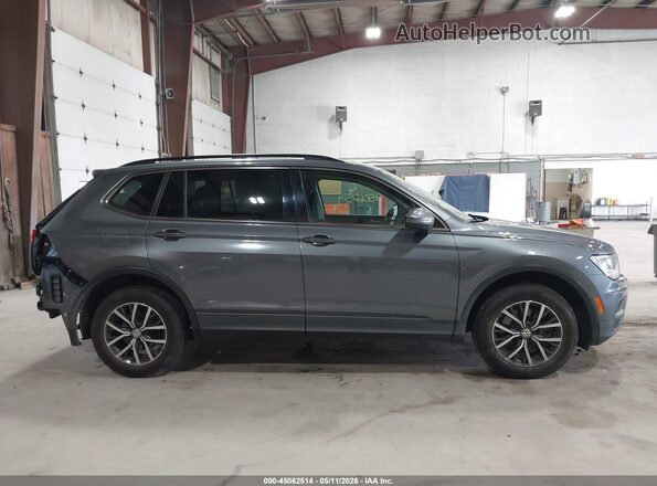3VV2B7AX4KM006747 2019 VOLKSWAGEN TIGUAN Gray Widok wnętrza 360 stopni