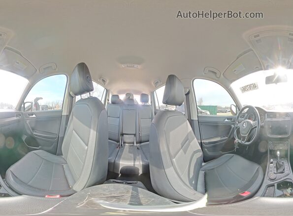 3VV2B7AX4KM120165 2019 VOLKSWAGEN TIGUAN Gray 