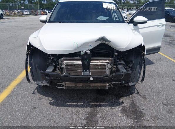 3VV2B7AX4LM064603 2020 VOLKSWAGEN TIGUAN Белый Вид спереди