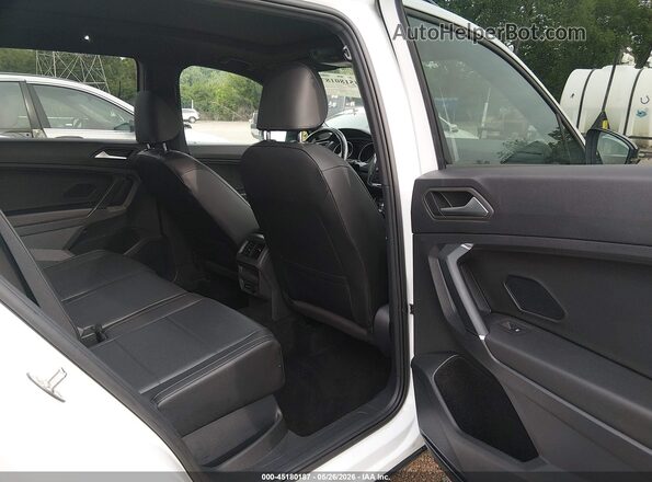 3VV2B7AX4LM166449 2020 VOLKSWAGEN TIGUAN White Widok naklejki z numerem VIN