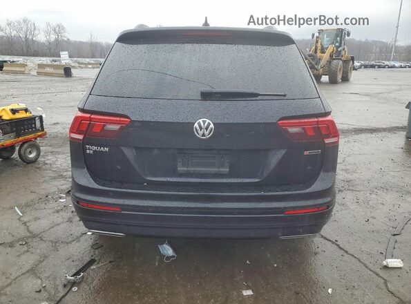 3VV2B7AX4MM057118 2021 VOLKSWAGEN TIGUAN Black Rear view