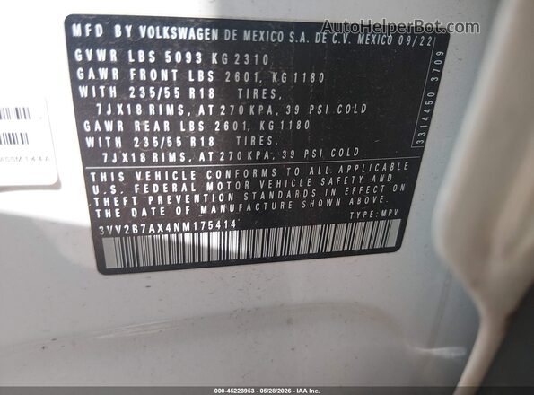 3VV2B7AX4NM175414 2022 VOLKSWAGEN TIGUAN White Widok komory silnika
