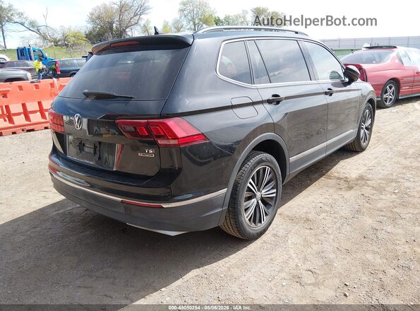 3VV2B7AX5JM037066 2018 VOLKSWAGEN TIGUAN Black 