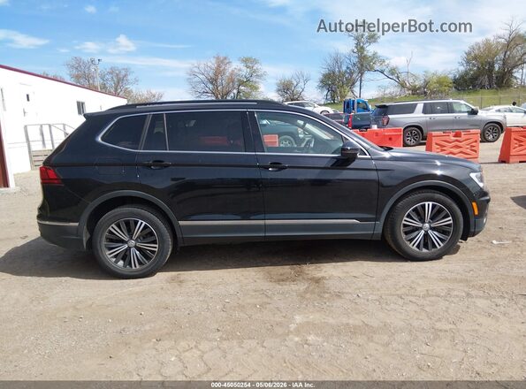 3VV2B7AX5JM037066 2018 VOLKSWAGEN TIGUAN Black 