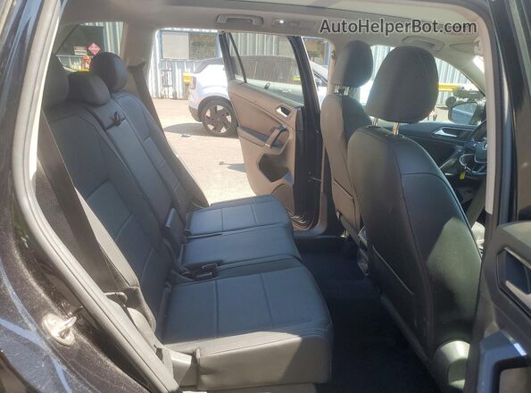 3VV2B7AX5JM051940 2018 VOLKSWAGEN TIGUAN Black 