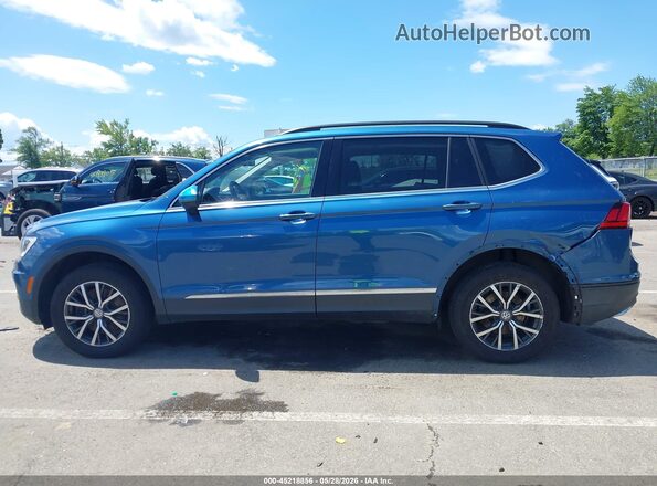 3VV2B7AX5JM222282 2018 VOLKSWAGEN TIGUAN Blue Widok wnętrza 360 stopni