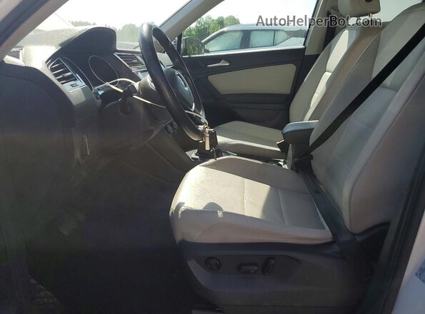 3VV2B7AX5KM040762 2019 VOLKSWAGEN TIGUAN White 