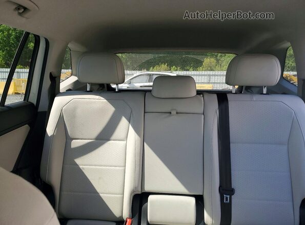 3VV2B7AX5KM040762 2019 VOLKSWAGEN TIGUAN White 