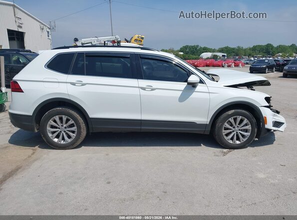 3VV2B7AX5KM091873 2019 VOLKSWAGEN TIGUAN Белый Вид задней части салона