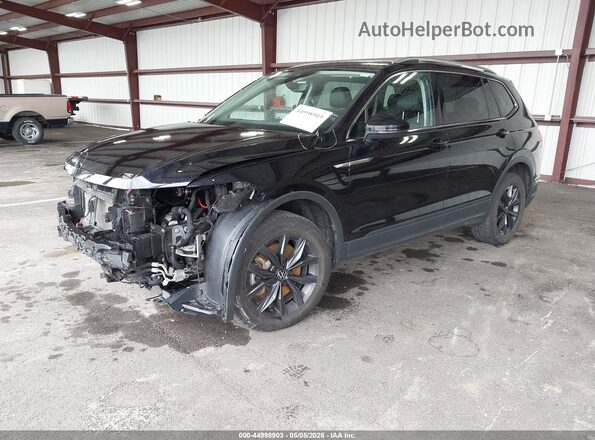 3VV2B7AX5NM002887 2022 VOLKSWAGEN TIGUAN Black Առջևի ձախ երեք քառորդ տեսարան