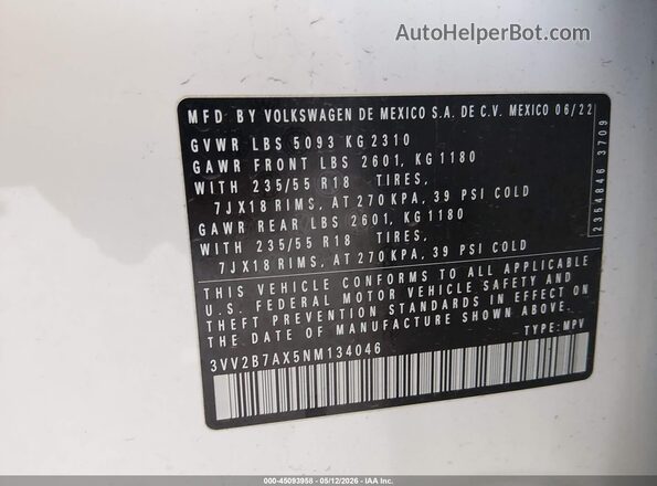 3VV2B7AX5NM134046 2022 VOLKSWAGEN TIGUAN White ძრავის განყოფილების ხედი
