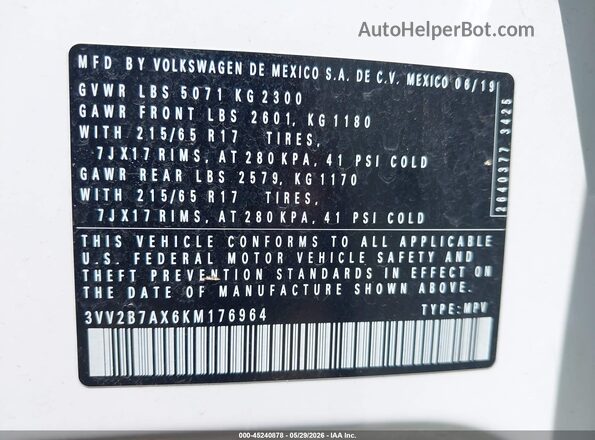 3VV2B7AX6KM176964 2019 VOLKSWAGEN TIGUAN White Widok komory silnika
