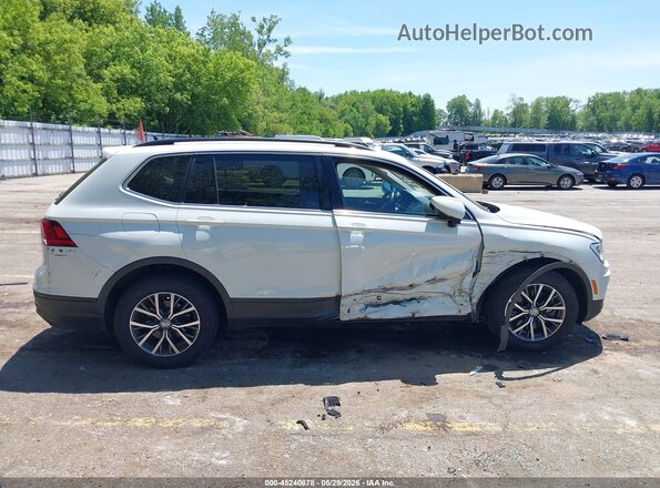3VV2B7AX6KM176964 2019 VOLKSWAGEN TIGUAN White Widok wnętrza z tyłu