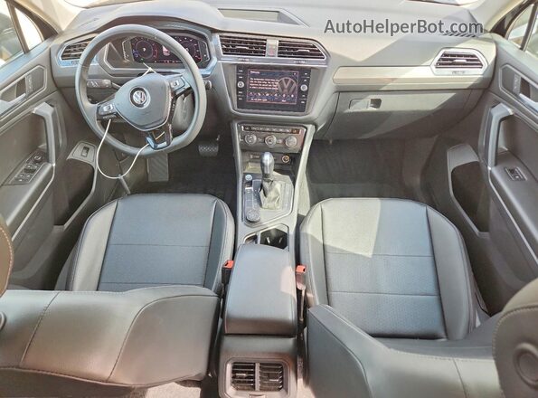 3VV2B7AX6LM123280 2020 VOLKSWAGEN TIGUAN Черный Вид панели приборов