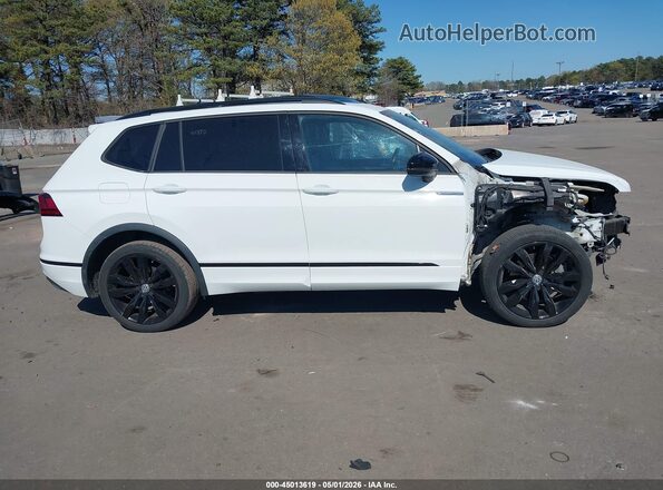 3VV2B7AX6MM062756 2021 VOLKSWAGEN TIGUAN White 360 interior view
