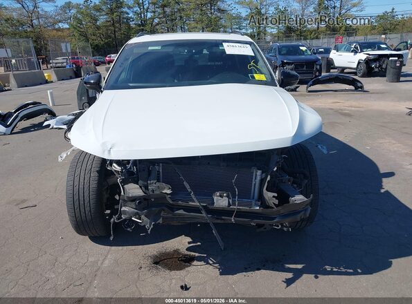 3VV2B7AX6MM062756 2021 VOLKSWAGEN TIGUAN White Rear interior view