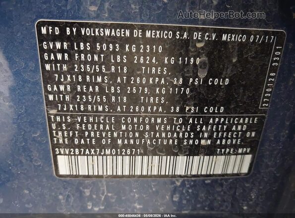 3VV2B7AX7JM012671 2018 VOLKSWAGEN TIGUAN Blue Vista del compartimento del motor