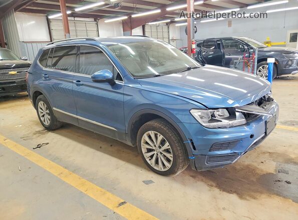 3VV2B7AX7JM122815 2018 VOLKSWAGEN TIGUAN Blue Przód prawy