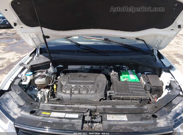 3VV2B7AX7JM152610 2018 VOLKSWAGEN TIGUAN White Widok z tyłu