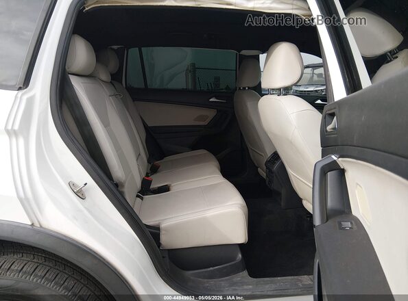 3VV2B7AX7KM078087 2019 VOLKSWAGEN TIGUAN White VIN კოდის სტიკერის ხედი