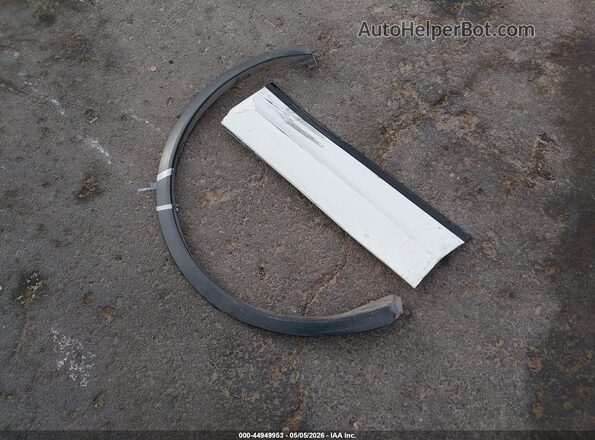 3VV2B7AX7KM078087 2019 VOLKSWAGEN TIGUAN White ხელსაწყოთა პანელის ხედი