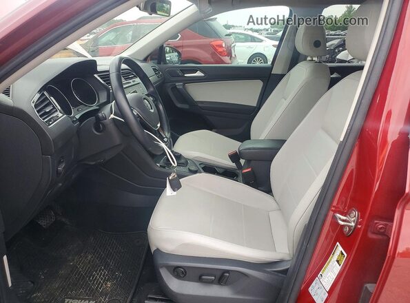 3VV2B7AX7KM105451 2019 VOLKSWAGEN TIGUAN Burgundy Front interior view