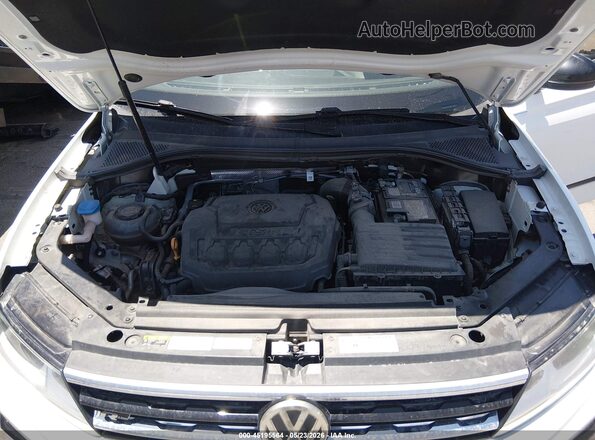 3VV2B7AX7KM118927 2019 VOLKSWAGEN TIGUAN White Widok z tyłu
