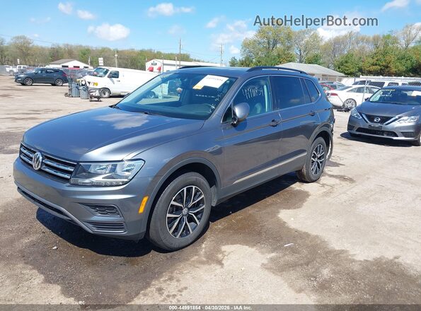 3VV2B7AX7MM038255 2021 VOLKSWAGEN TIGUAN Gray Vista tres cuartos delantera izquierda