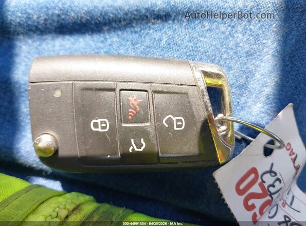 3VV2B7AX7MM038255 2021 VOLKSWAGEN TIGUAN Gray Vista del salpicadero