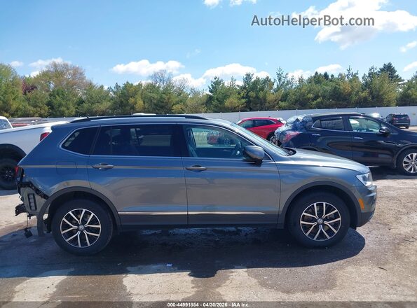3VV2B7AX7MM038255 2021 VOLKSWAGEN TIGUAN Gray Vista interior trasera