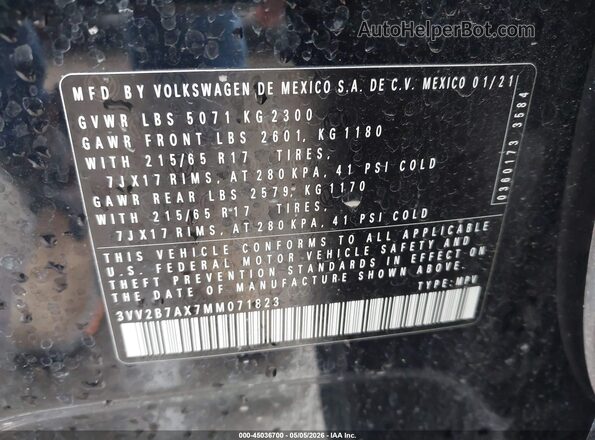3VV2B7AX7MM071823 2021 VOLKSWAGEN TIGUAN Black Widok komory silnika
