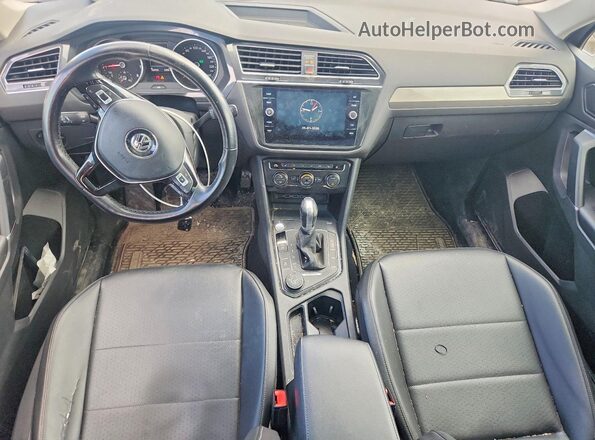 3VV2B7AX8JM157282 2018 VOLKSWAGEN TIGUAN Gray 